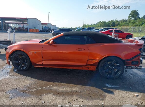 1G1FH3D71P0140279 2023 CHEVROLET CAMARO Orange 