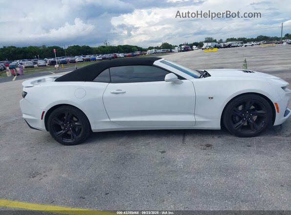 1G1FH3D79P0143088 2023 CHEVROLET CAMARO White Rear interior view