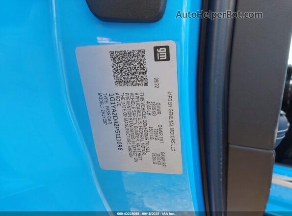 1G1YA2D42P5111096 2023 CHEVROLET CORVETTE Blue Vista del compartimento del motor