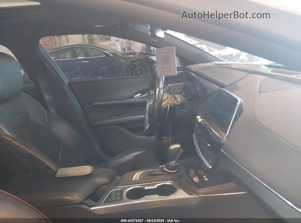1G6DG5RK5L0155097 2020 CADILLAC CT4 White Вид салону спереду