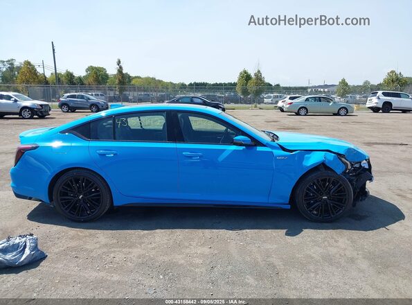 1G6DR5RW2N0119660 2022 CADILLAC CT5 Blue 360 interior view