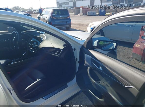 1G6DU5RK8L0118778 2020 CADILLAC CT5 White Front interior view