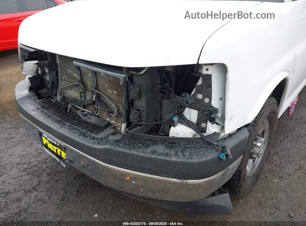 1GAWGFFG0L1155958 2020 CHEVROLET EXPRESS White Front view
