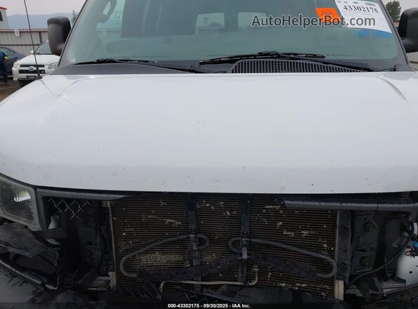 1GAWGFFG0L1155958 2020 CHEVROLET EXPRESS White Rear view