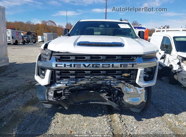 1GC2YNE73NF102806 2022 CHEVROLET SILVERADO Белый Вид щитка приборов