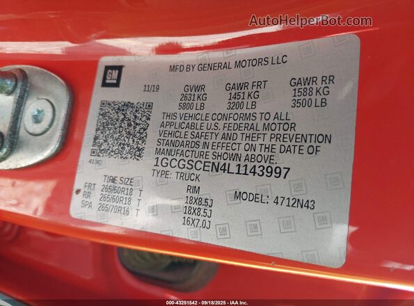 1GCGSCEN4L1143997 2020 CHEVROLET COLORADO Orange Engine compartment view