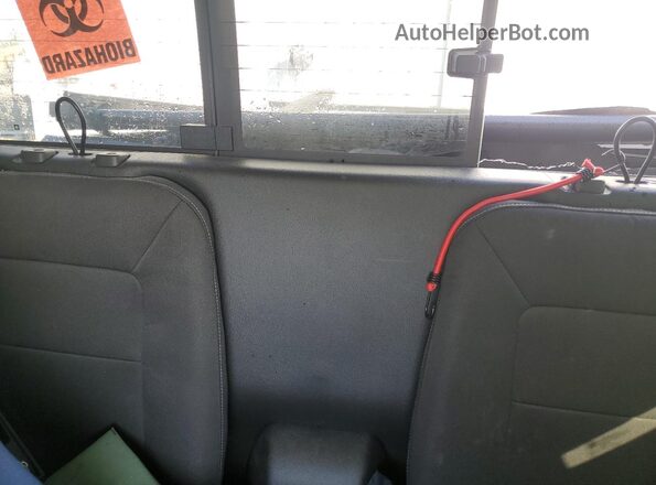 1GCHTCEN3L1146956 2020 CHEVROLET COLORADO Silver Rear seats view