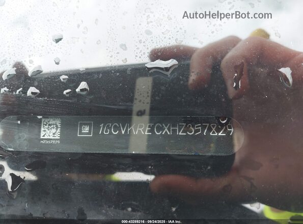 1GCVKRECXHZ357829 2017 CHEVROLET SILVERADO Blue Widok komory silnika