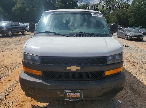 1GCWGAFG7L1187641 2020 CHEVROLET EXPRESS White Front view