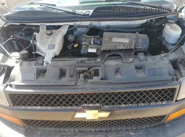 1GCWGAFG7L1187641 2020 CHEVROLET EXPRESS White Engine compartment view