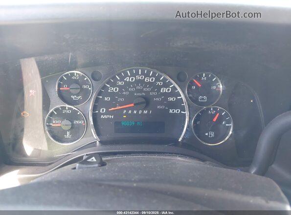 1GCWGAFG8L1266252 2020 CHEVROLET EXPRESS White Vista de los asientos traseros