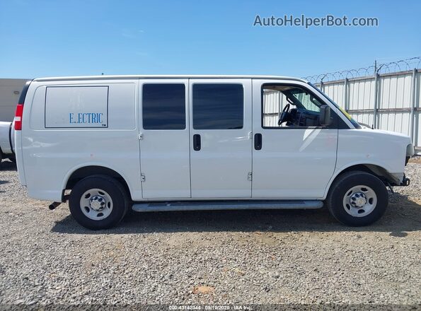 1GCWGAFG8L1266252 2020 CHEVROLET EXPRESS White Vista interior de 360 grados