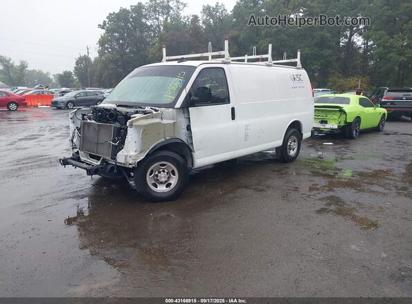 1GCWGAFP0M1172996 2021 CHEVROLET EXPRESS White Передня ліва чверть