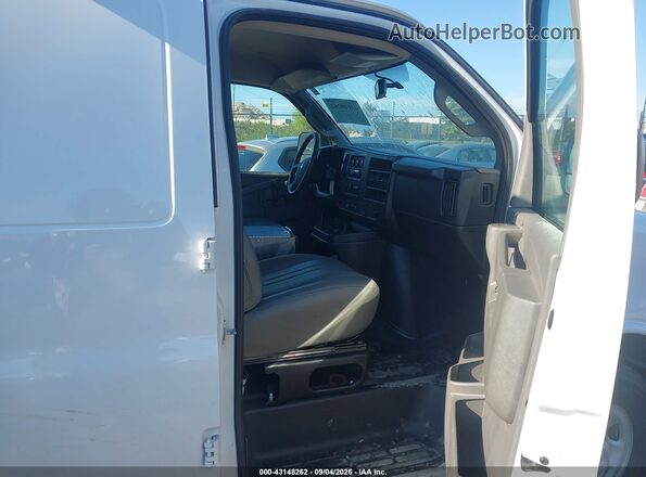 1GCWGAFP2R1174904 2024 CHEVROLET EXPRESS White 
