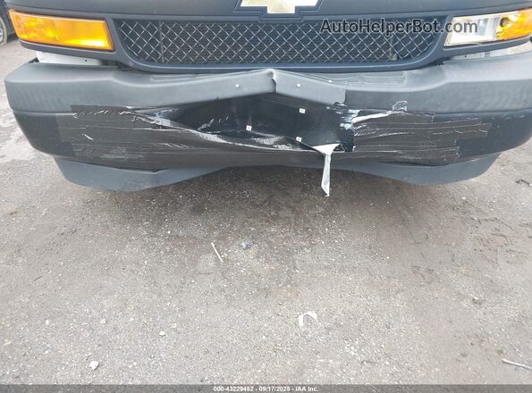 1GCWGAFP5L1159997 2020 CHEVROLET EXPRESS Белый Вид спереди