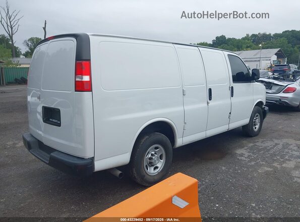 1GCWGAFP5L1159997 2020 CHEVROLET EXPRESS Белый Задняя правая четверть