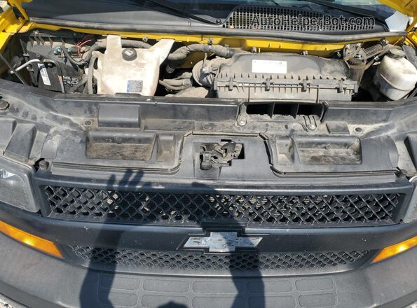 1GCWGAFP7M1174535 2021 CHEVROLET EXPRESS Yellow Engine compartment view