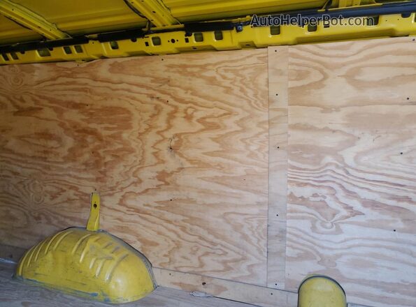 1GCWGAFP7M1174535 2021 CHEVROLET EXPRESS Yellow Rear interior view