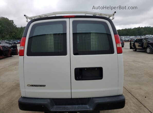 1GCWGAFP9J1308389 2018 CHEVROLET EXPRESS White 