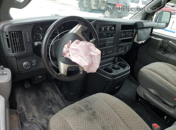 1GCWGAFP9J1308389 2018 CHEVROLET EXPRESS White 