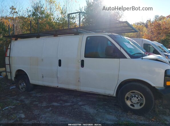 1GCWGBFP1J1315181 2018 CHEVROLET EXPRESS White 