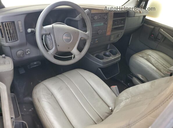 1GJZ7NFP7R1262425 2024 GMC SAVANA White Вид панелі приладів