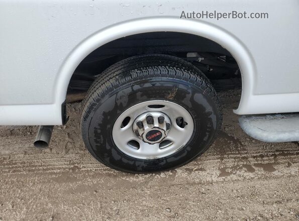 1GJZ7NFP7R1262425 2024 GMC SAVANA White 