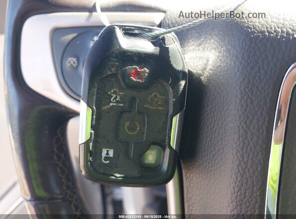 1GKS2CKJ0LR130472 2020 GMC YUKON White Вид панелі приладів