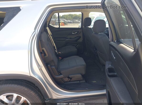 1GNEVGKWXMJ173839 2021 CHEVROLET TRAVERSE Silver Widok naklejki z numerem VIN