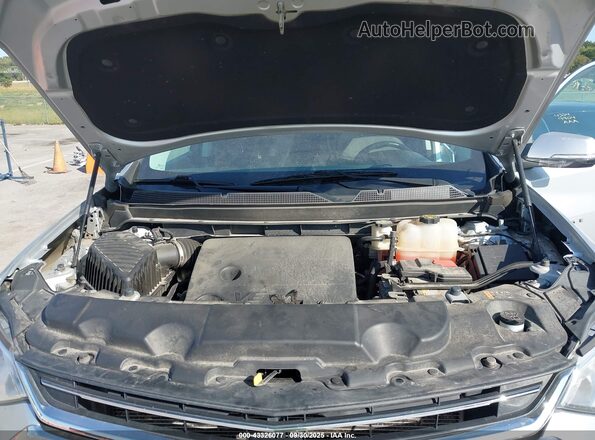 1GNEVGKWXMJ173839 2021 CHEVROLET TRAVERSE Silver Widok z tyłu