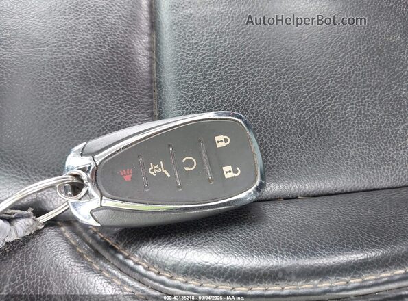 1GNEVJKW8LJ144884 2020 CHEVROLET TRAVERSE Черный Вид панели приборов