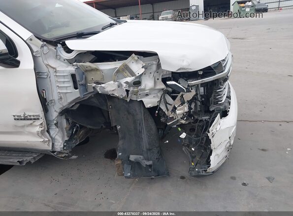 1GNSCFKD9MR137675 2021 CHEVROLET SUBURBAN White Widok z przodu
