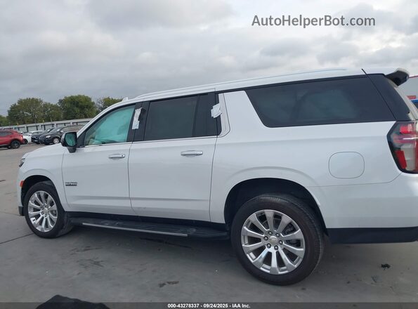 1GNSCFKD9MR137675 2021 CHEVROLET SUBURBAN White Widok wnętrza 360 stopni