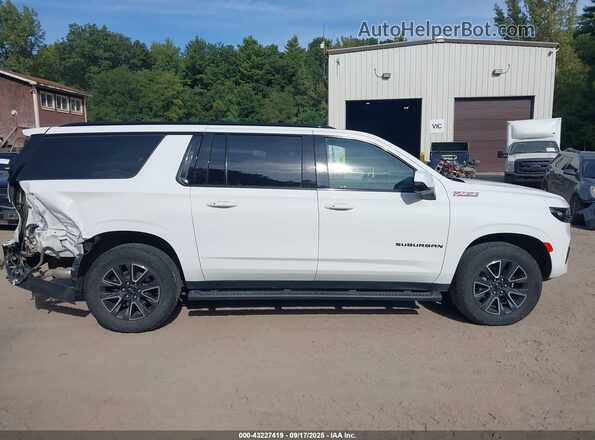 1GNSKDKD6NR319696 2022 CHEVROLET SUBURBAN Белый Панорамный вид салона 360°