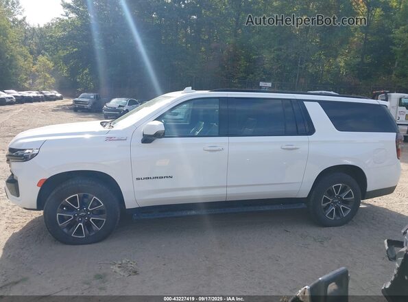 1GNSKDKD6NR319696 2022 CHEVROLET SUBURBAN Белый 