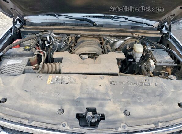 1GNSKHKC7JR207675 2018 CHEVROLET SUBURBAN Серебряный 