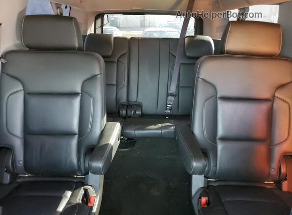 1GNSKHKC8HR282279 2017 CHEVROLET SUBURBAN Silver 