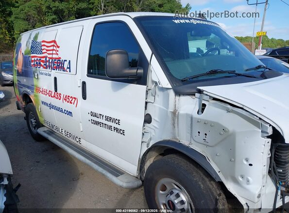 1GTW7AF77M1246365 2021 GMC SAVANA CARGO White 360 interior view