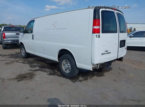 1GTW7AFGXJ1912257 2018 GMC SAVANA 2500 White Trasero izquierdo