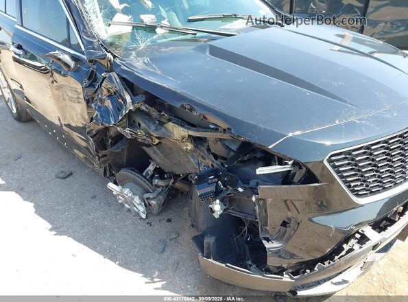 1GYFZBR46MF080970 2021 CADILLAC XT4 Black Front view