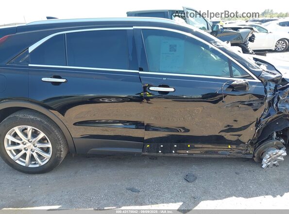 1GYFZBR46MF080970 2021 CADILLAC XT4 Black Rear interior view
