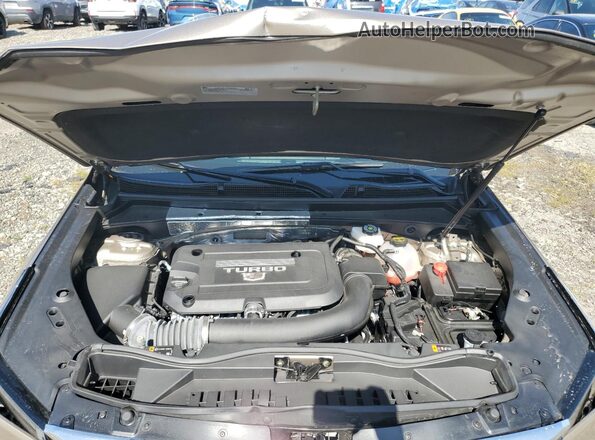 1GYFZDR40RF243213 2024 CADILLAC XT4 Silver 