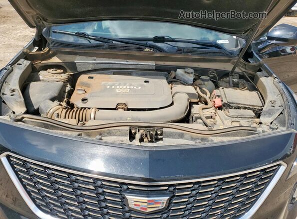 1GYFZDR42LF022736 2020 CADILLAC XT4 Black Engine compartment view