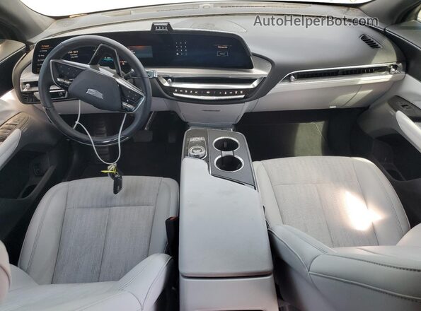 1GYKPVRL8RZ122798 2024 CADILLAC OTHER Серебряный 