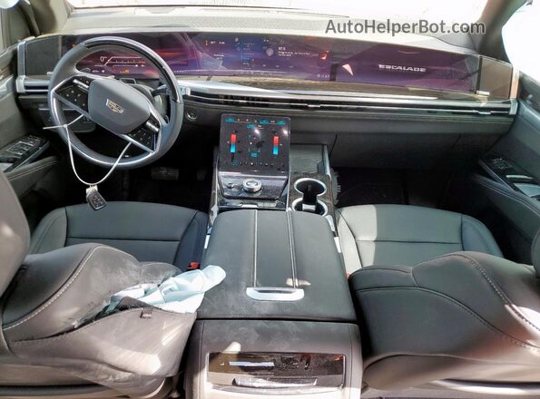 1GYS8ARL2SR227199 2025 CADILLAC ESCALADE Red Widok deski rozdzielczej