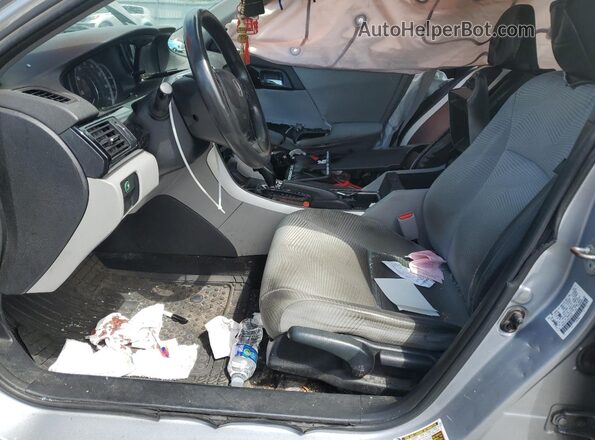 1HGCR2F33HA234530 2017 HONDA ACCORD Серебряный Вид салона спереди
