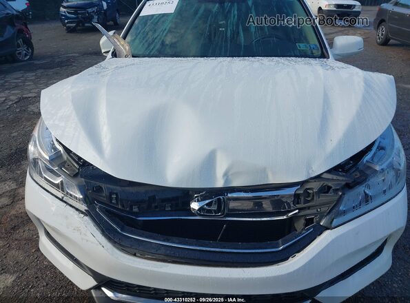 1HGCR3F80HA012481 2017 HONDA ACCORD White Front view