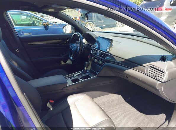 1HGCV1F30NA031015 2022 HONDA ACCORD Синий Вид салона спереди
