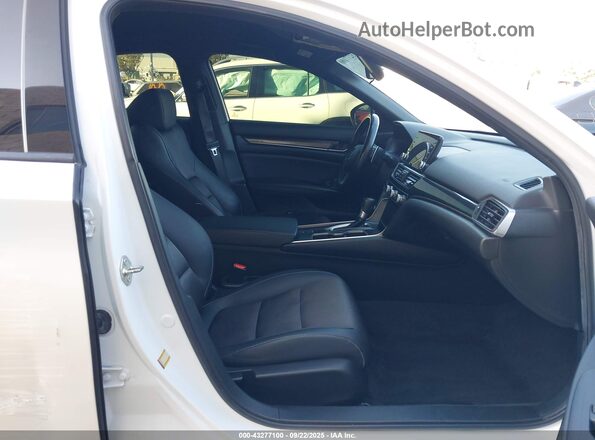 1HGCV1F32LA150598 2020 HONDA ACCORD Белый Вид салона спереди