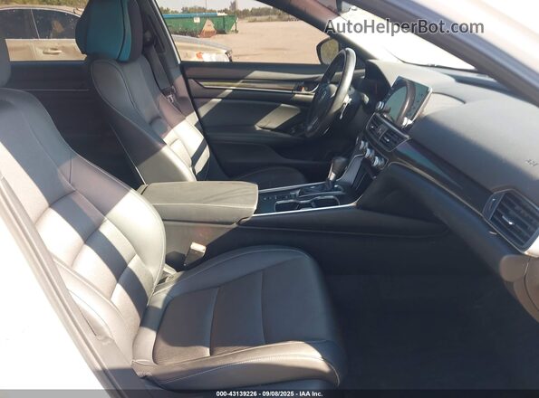 1HGCV1F36NA018320 2022 HONDA ACCORD White Widok wnętrza z przodu